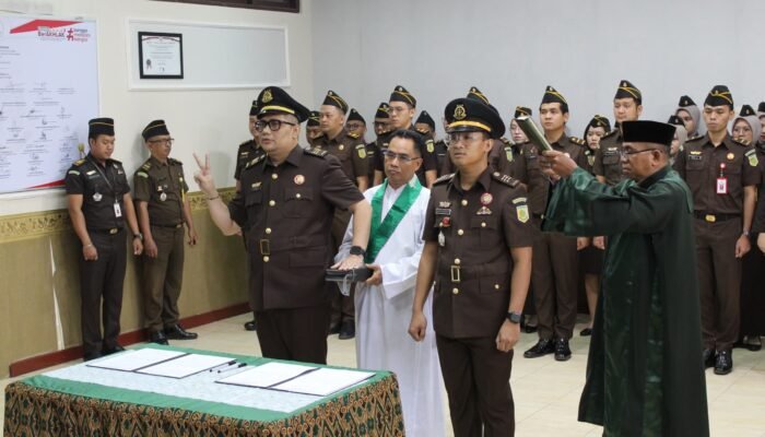 Kasi Pidsus dan Datun Kejari Balangan bergeser