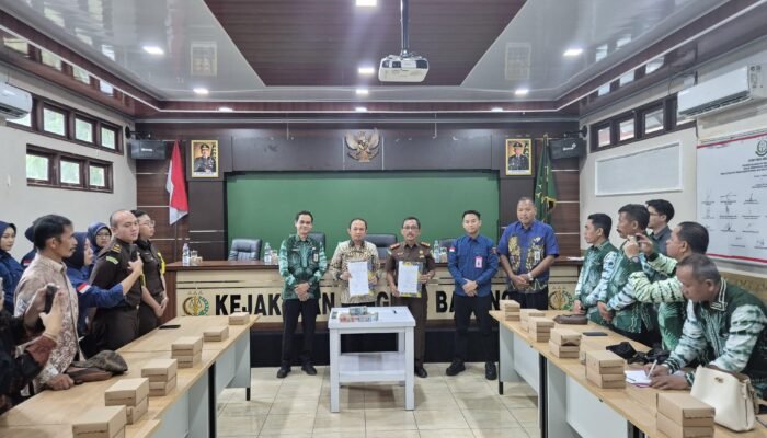 Kejari Balangan berhasil pulihkan Rp210 juta uang 21 desa untuk pembuatan video profil