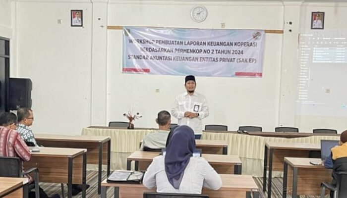 Dekopinda Tabalong bekali pengurus koperasi dengan keahlian membuat laporan keuangan