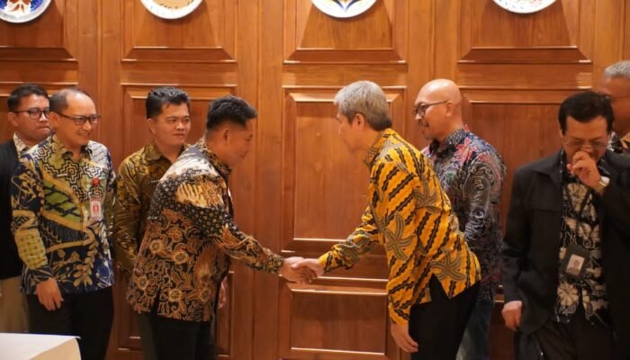 Bupati HST kerja sama dengan ITPLN tingkatkan kapasitas SDM daerah
