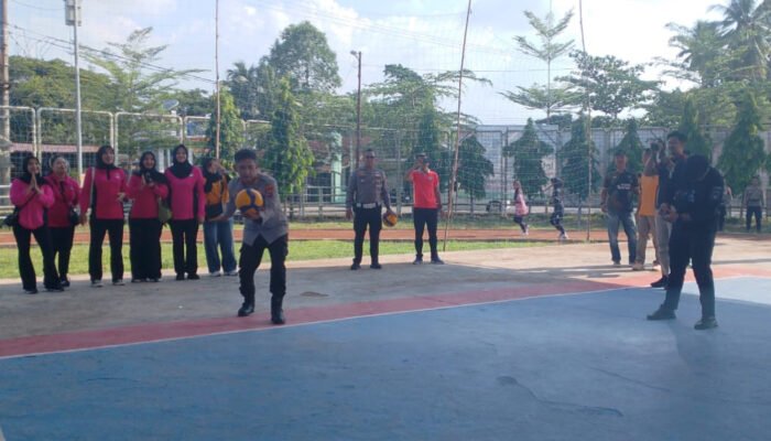 Semangat dan antusiasme warnai pembukaan Kapolres HST Cup 2025