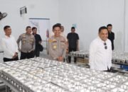 Ketua Komisi II DPR RI Tinjau SPPG Polres HST, Dorong Layanan Gizi Masyarakat