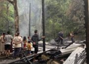 Si jago merah hanguskan dua rumah di Desa Patikalain HST