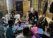 Sekelompok pemuda berjibaku bantu korban banjir di Tebing Tinggi