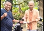 Tempat Dagangan Pelaku UMKM Terbakar, Ibu Deden Berikan Bantuan