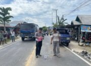 Gagal Menyalip di Jalur Berlawanan, Pengendara Motor Hantam Pikap di Labuan Amas Utara