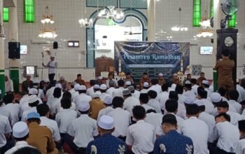 Pesantren Ramadhan Dibuka di Masjid Ash-Shulaha Barabai, Dorong Pembinaan Generasi Muda Berkarakter