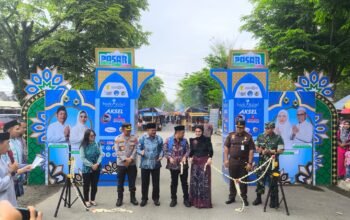 Bupati HST Resmi Buka Pasar Ramadan Barabai 2026
