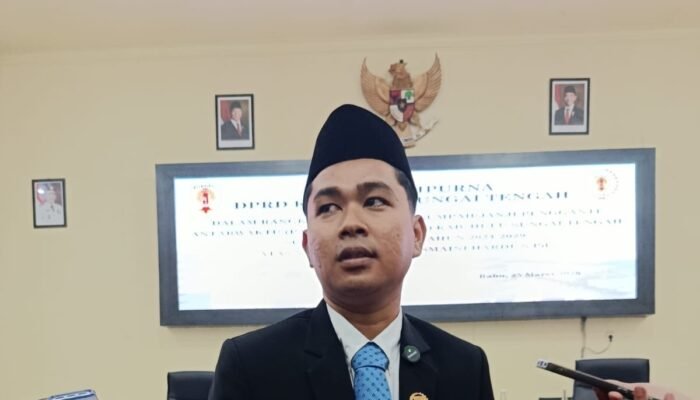 Rusmaini Hardi Dilantik Sebagai Anggota DPRD HST Ganti Antar Waktu Masa Jabatan 2024-2029