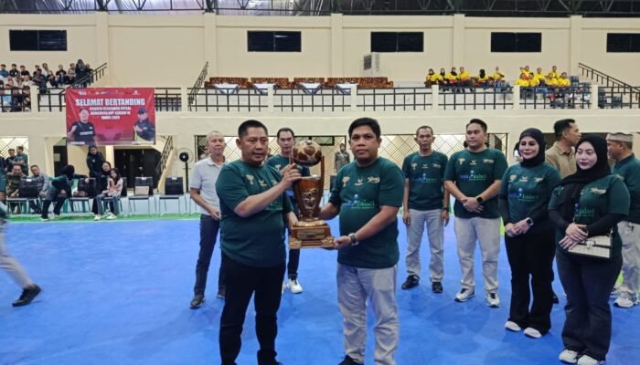 Bupati HST Resmikan GOR Murakata Barabai Saat Pembukaan Ramadhan CUP VI