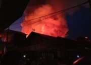 Kebakaran membakar lima rumah di Barabai Utara saat warga buka puasa