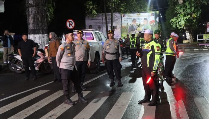 Kapolres HST Pimpin Pengamanan Malam Takbiran Idul Fitri 1447 H
