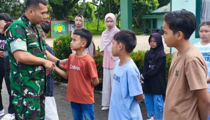 Dandim 1002/HST Lepas 26 Atlet Karate, Siap Berlaga di Kejuaraan Piala Pangdam XXII Tambun Bungai 2026