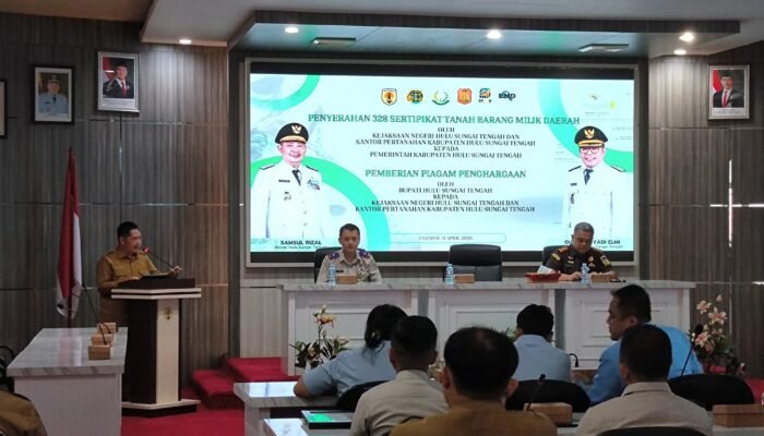 Pemkab HST Catat Sejarah, 328 Sertifikat Tanah Senilai Rp158 Miliar Resmi Diterima