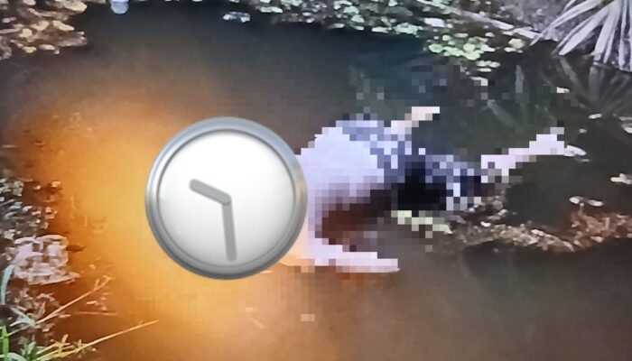 Seorang jasad laki-laki ditemukan mengambang di sungai kecil Desa Mantimin