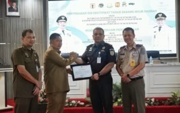 Kejaksaan dan BPN Serahkan 328 Sertifikat Aset HST, Nilai Rp158 Miliar Kini Terjamin Hukum