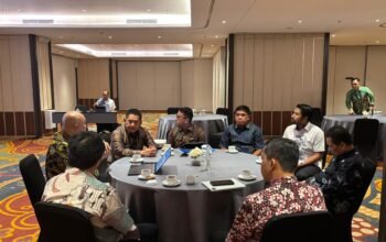 Bupati HST Bahas Sekolah Terintegrasi dan Revitalisasi Pasca Banjir dengan Kemdikdasmen