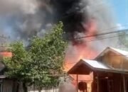Lima Rumah di Muara Ninian Ludes Dilahap Api