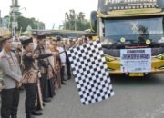 Abdul Hadi Lepas Keberangkatan 214 Calon Jemaah Haji Balangan