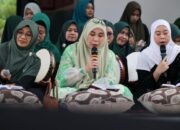 Syahdu, Ketua DPRD Balangan dan Ketua TP PKK Berkolaborasi Lantunkan Syair Maulid Habsyi