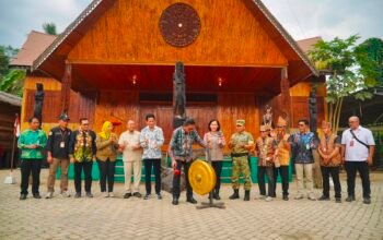 Festival Mesiwah Pare Gumboh VIII: Dari Ritual Adat Menuju Destinasi Wisata Unggulan