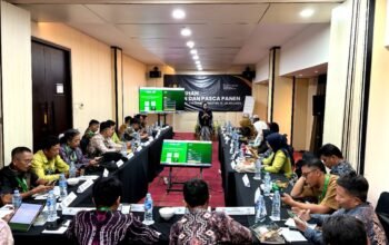 100 pekebun di Kalsel belajar panen sawit dengan benar bersama LPP Agro Nusantara