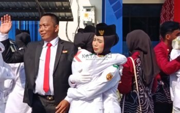 Tangis Bahagia Paskibraka HST Usai Tuntaskan Pengibaran Bendera Merah Putih