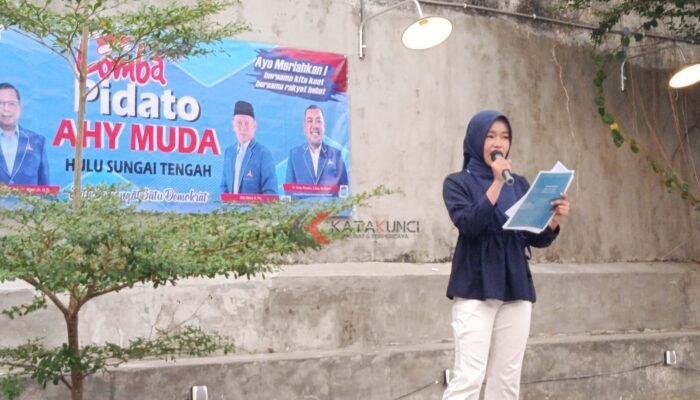 Nada Fauzana Siswi MAN 1 HST Sabet Juara Pertama Lomba Pidato AHY Muda