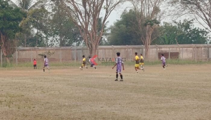 MAN 1 HST Menang 2-0 atas MAN 4 HST, Tiket 8 Besar dalam Genggaman