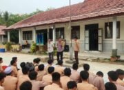 Bicara di Depan Ratusan Siswa SMAN 1 Halong, IPDA M. Fajar Saputra Ajak Pelajar Jadi Pelopor Anti-Bullying