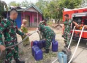 Kemarau Melanda, Kodim 1002/HST Salurkan Air Bersih untuk 297 KK di Muara Rintis