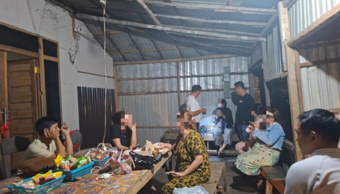 Warung Malam Sungai Buluh Tak Lagi Sediakan Karaoke, Kapolres HST Beri Apresiasi