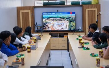 Tekan Persoalan Sampah, DLH HST Dorong Mahasiswa KKN Jadi Penggerak di Desa