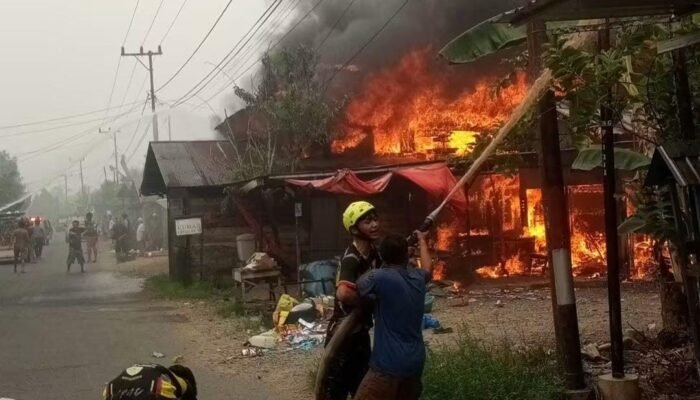 Kebakaran Kembali Terjadi di HST, Empat Rumah di Mahang Sungai Hanyar Hangus